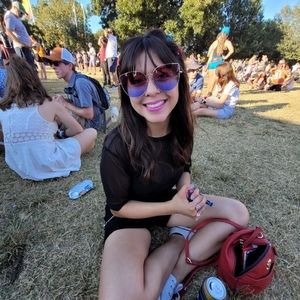 Meet your Posher, Amairani